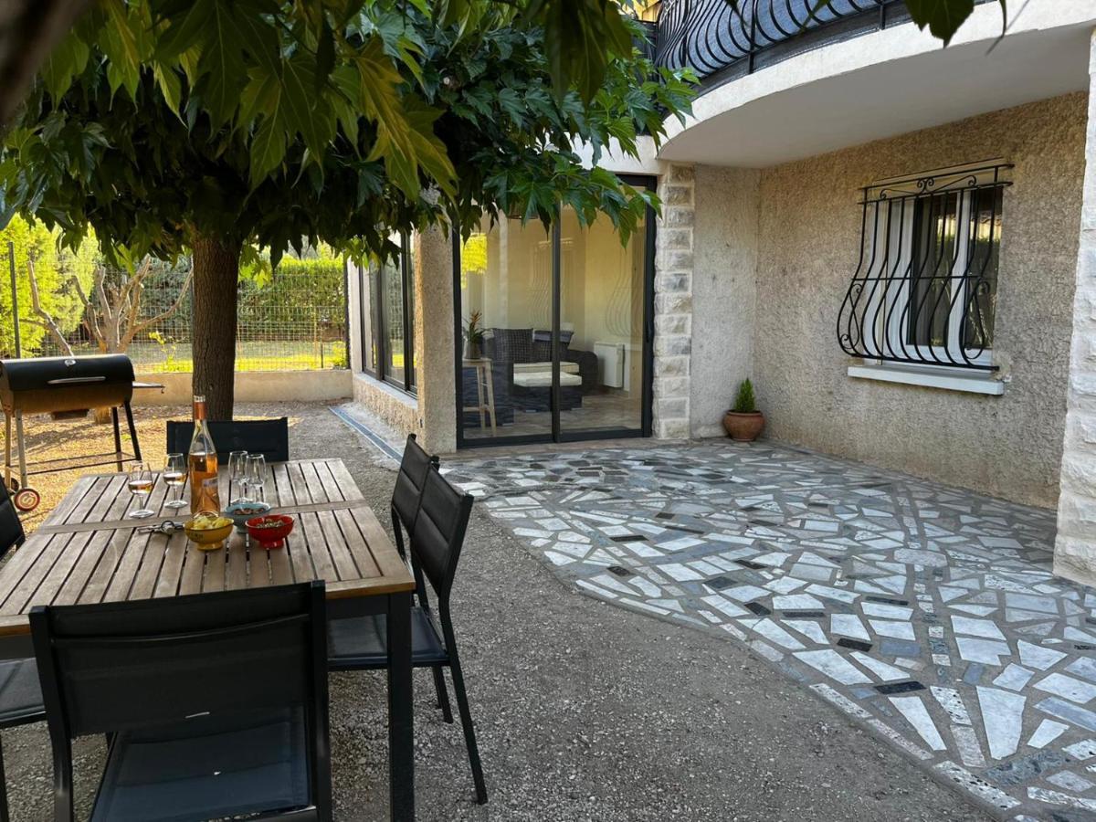 Les Olivades Villa Кавайон Екстериор снимка